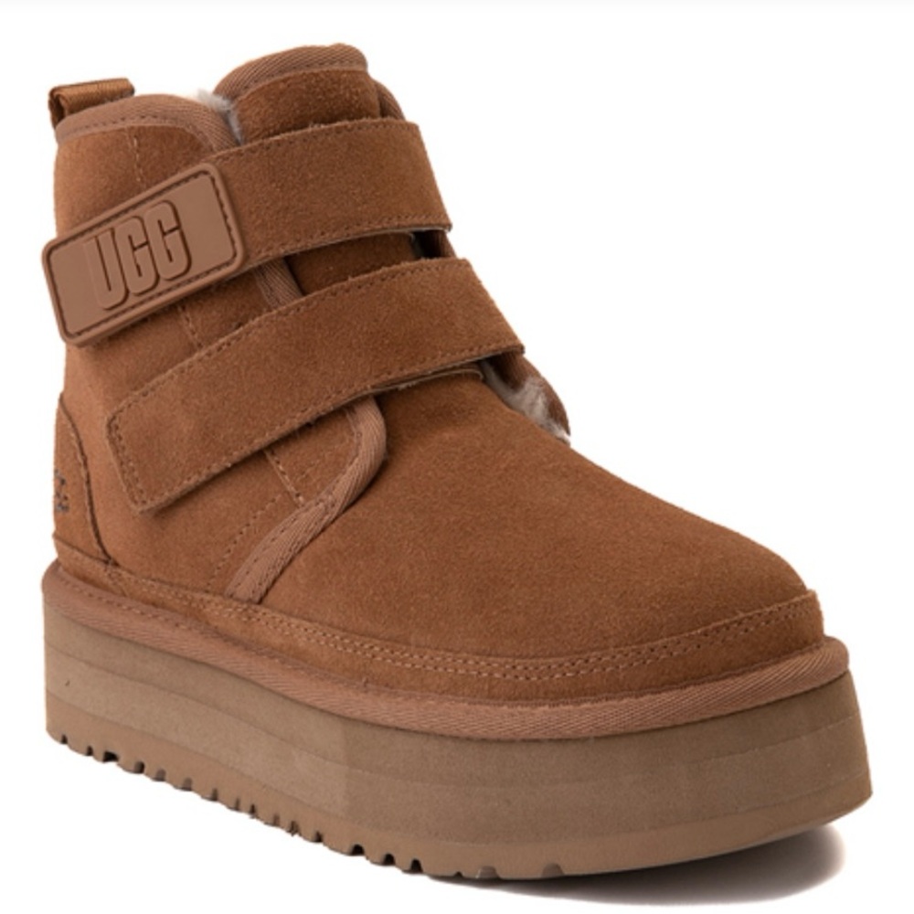 UGG 
Women’s Neumel Platform Chukka Boot
Size 8 
Chestnut color